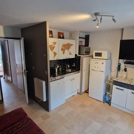 Apartament T2 Dans Calme Avec Piscine